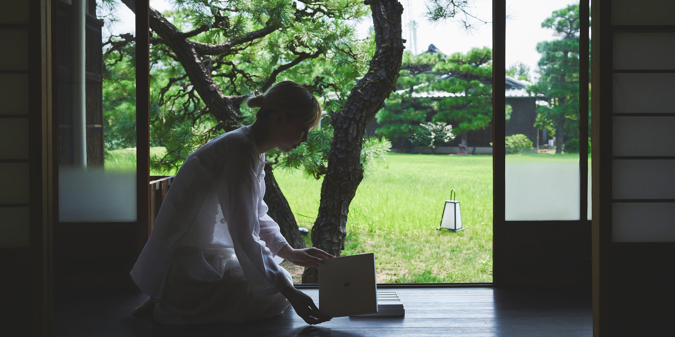 AMATSUの結婚指輪と婚約指輪をご自宅でご試着いただけます